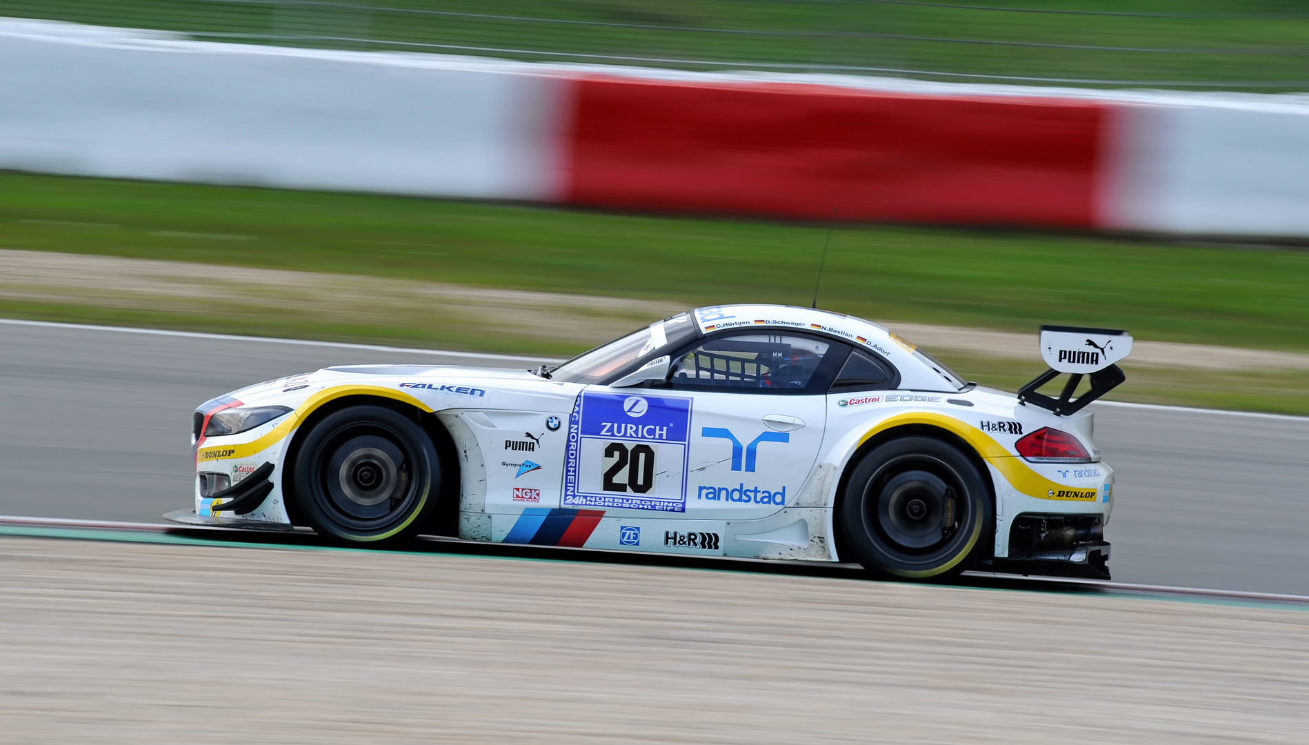 24h Nürburgring 2012 / BMW Z4 / Ausgang Fordkurve