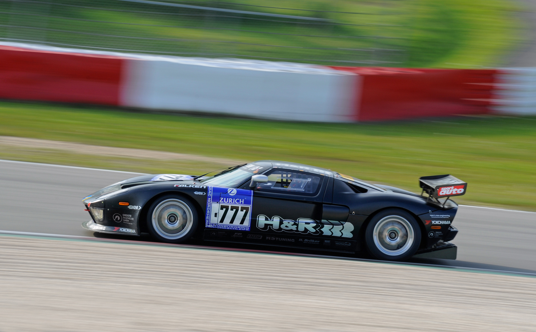 24h Nürburgring 2012 / Ford GT / Ausgang Fordkurve