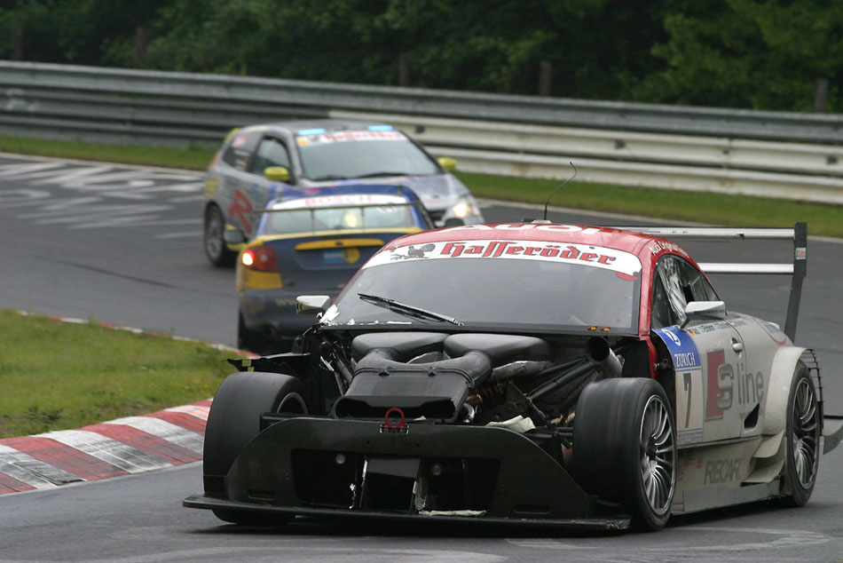 24h Rennen Nürburgring: Die Geschichte von "Gewichtsersparnis" & Querulanten...