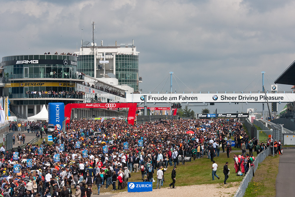 24h/Nürburgring, Kein Fahrzeug mehr zu sehen.