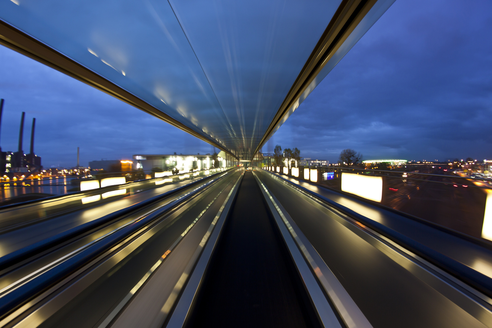 250 auf der Autostadtbrücke:-)