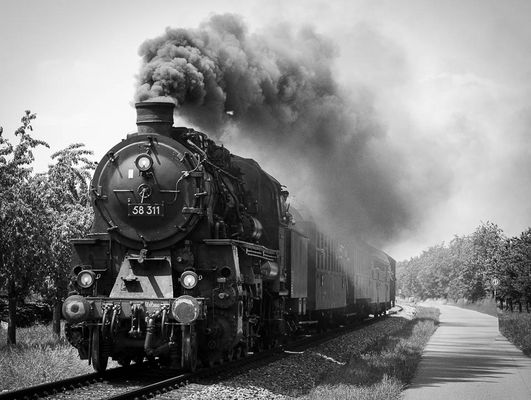 25/52 Mit Volldampf in die Vergangenheit