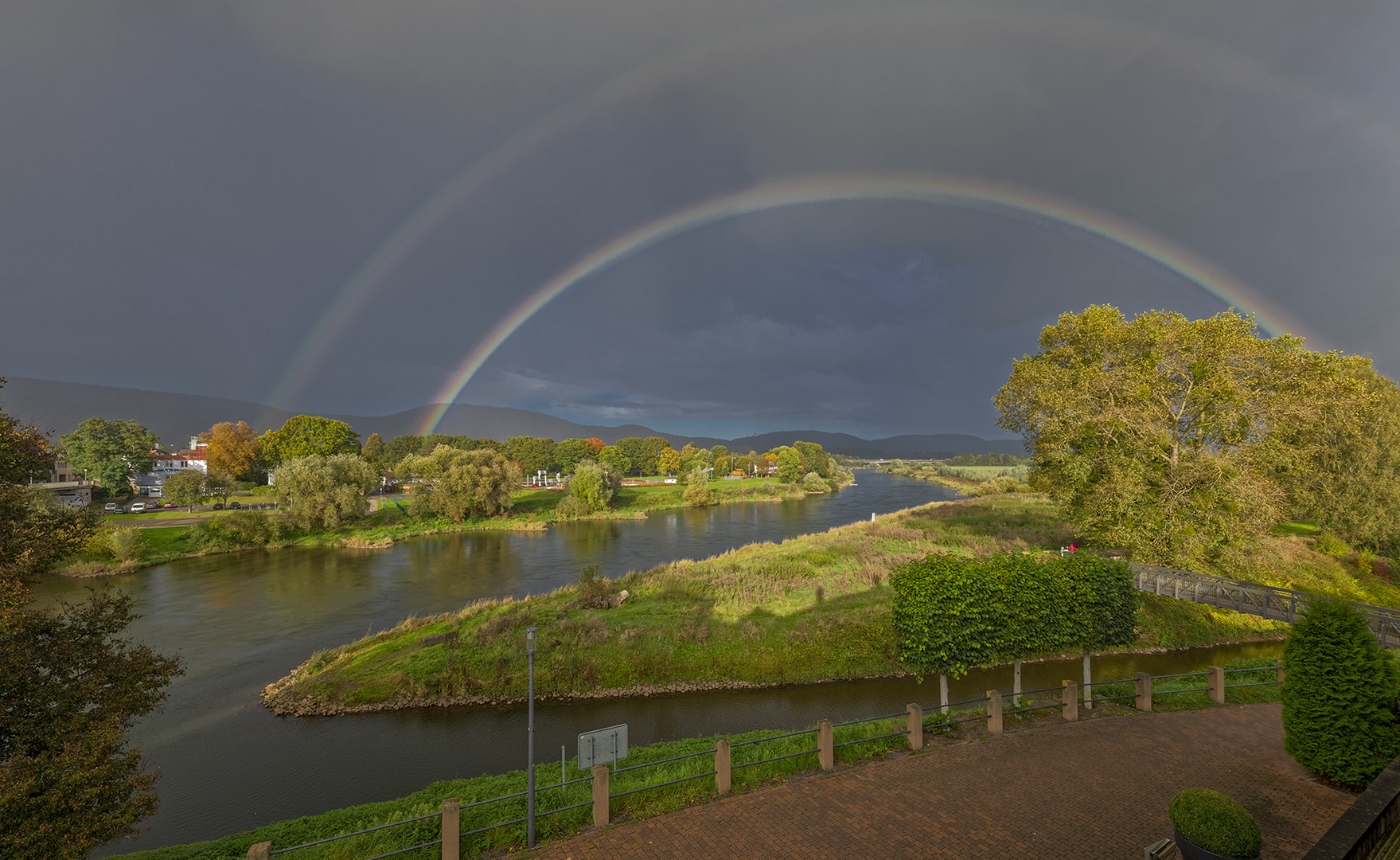 2630T Regenbogen Rinteln Weser am alten Hafen