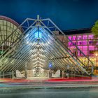 2639TZ-41TZ Stadthalle Bielefeld mit U - Bahn Station beleuchtet