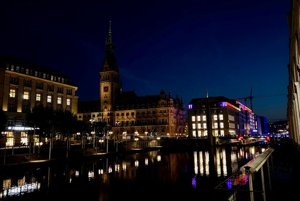 27.8.2024 Hamburg - Lichtinstallation Michael Batz