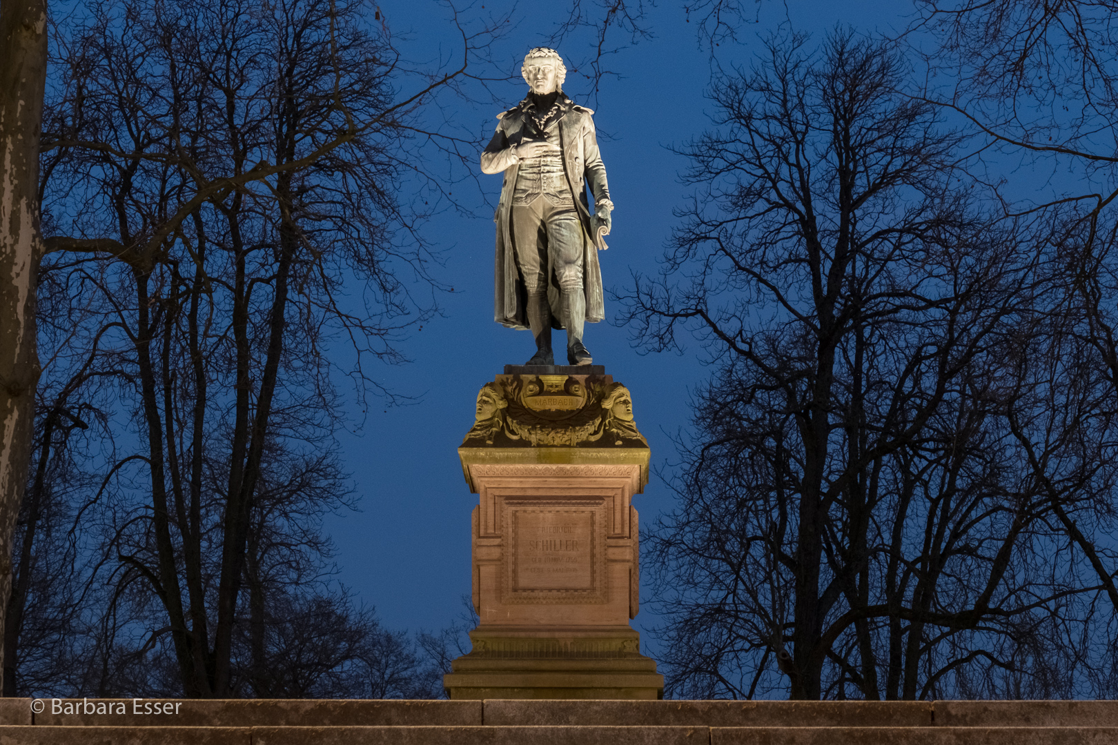 28-Friedrich-Schiller-Denkmal im Schillerpark