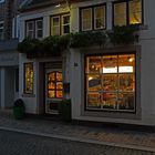 (28) Husum bei Nacht 