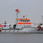 28-Meter-Seenotrettungskreuzer mit Tochterboot