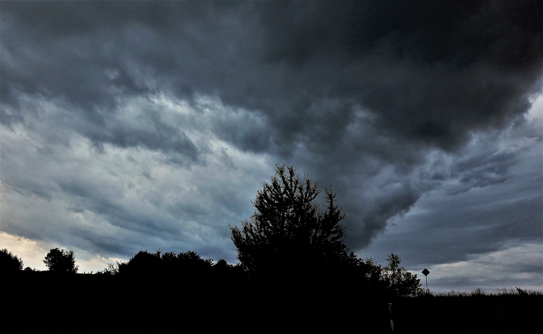 28.06.2020  Regenwolken zur Abendstunde