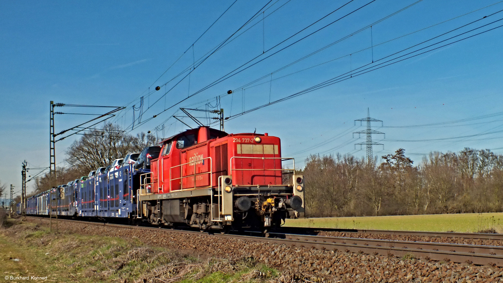 294 737-2 mit einem Autotransport