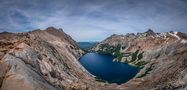 Panoramaaufnahme der Laguna Azul / Laguna Calvú by Jennifer Alka