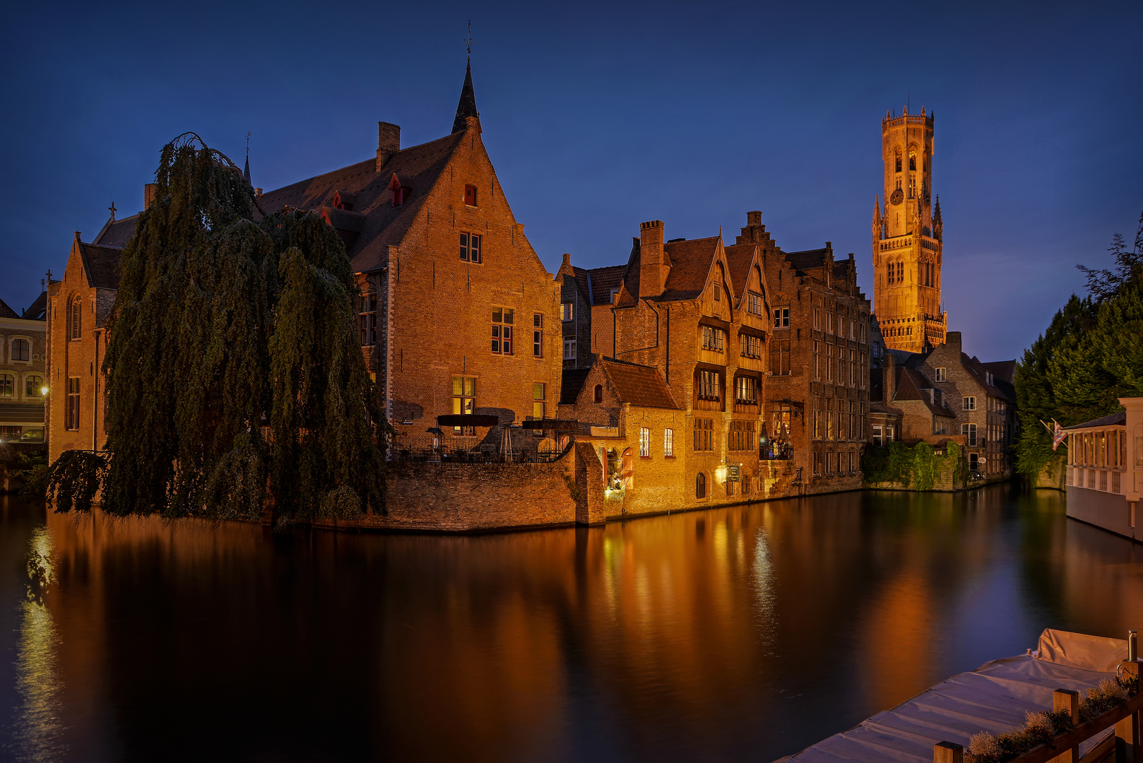 2be in brugge HDR