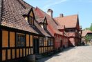 Häuserzeile im Freilichtmuseum "Den gamle By" von P. Hansen