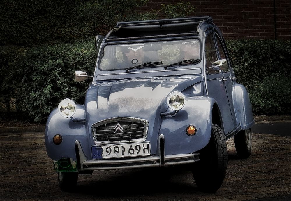 2CV4