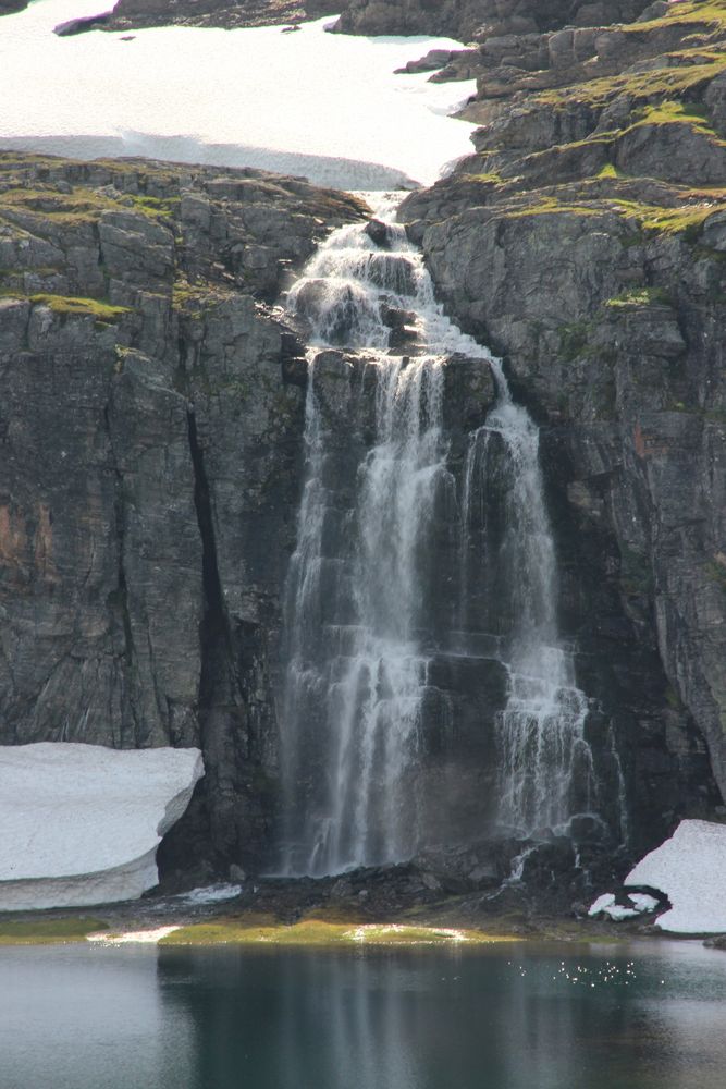 Wasserfall im Aurlandfjellet in Norwegen  von Katharina Koerner