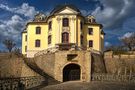 Dornburg Rokoko Schloss aus Richtung Saale by Martin Kretzel