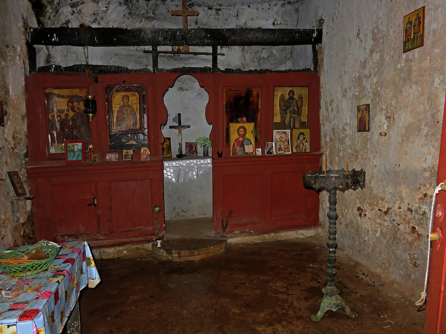 #2Roadside Chapel-Creta (inside)