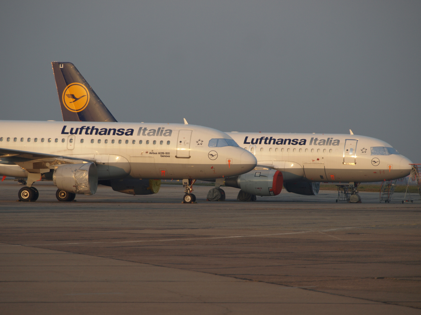 2x Lufthansa Italia