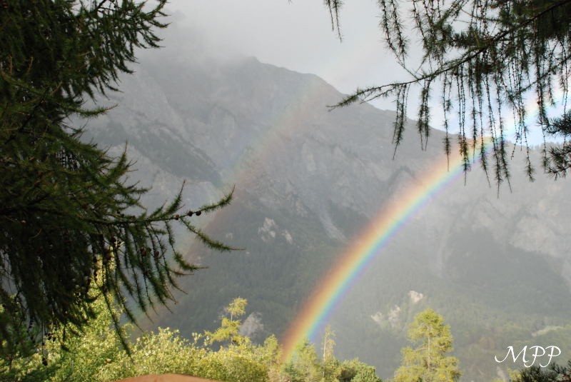 (3) La naissance d'un deuxième arc-en-ciel !