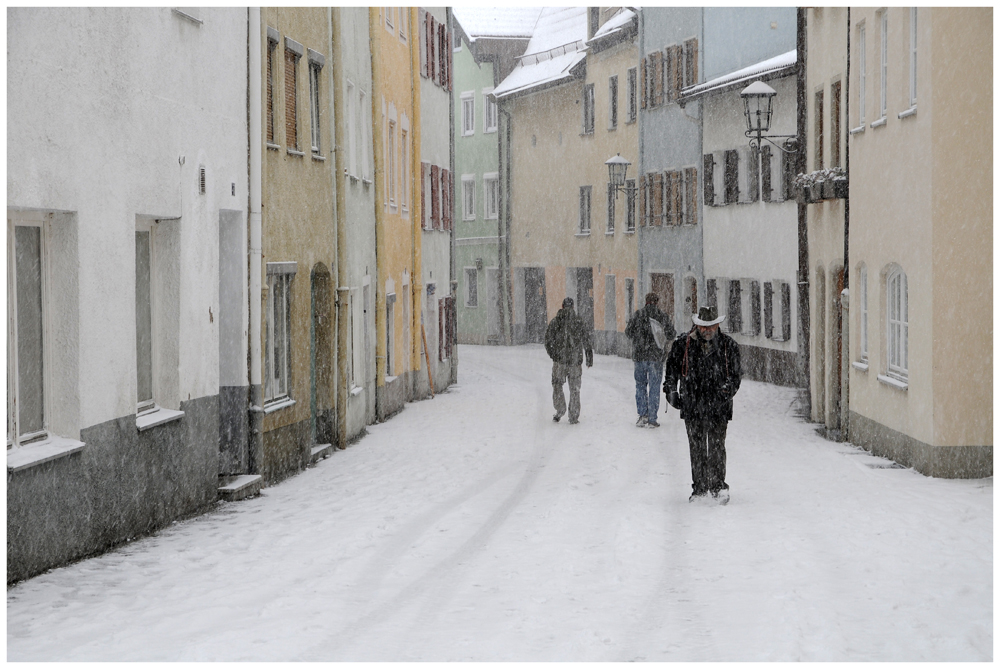 3 Männer im Schnee