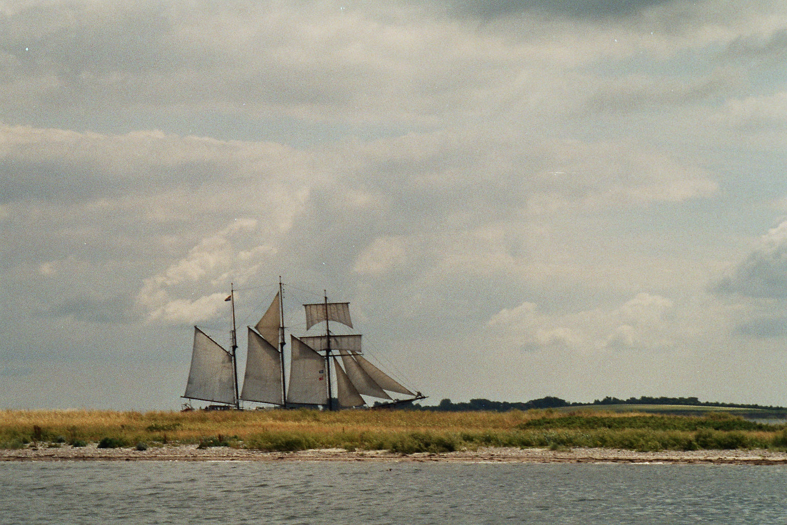 3-Mast-Toppsegelschoner östl. Avernakö