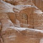 3 monument en gres rose  porte d'un temple;ou demeure des djinns 