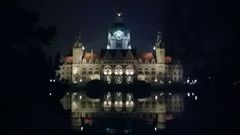 (3) Rathaus von Hannover in der Nacht...