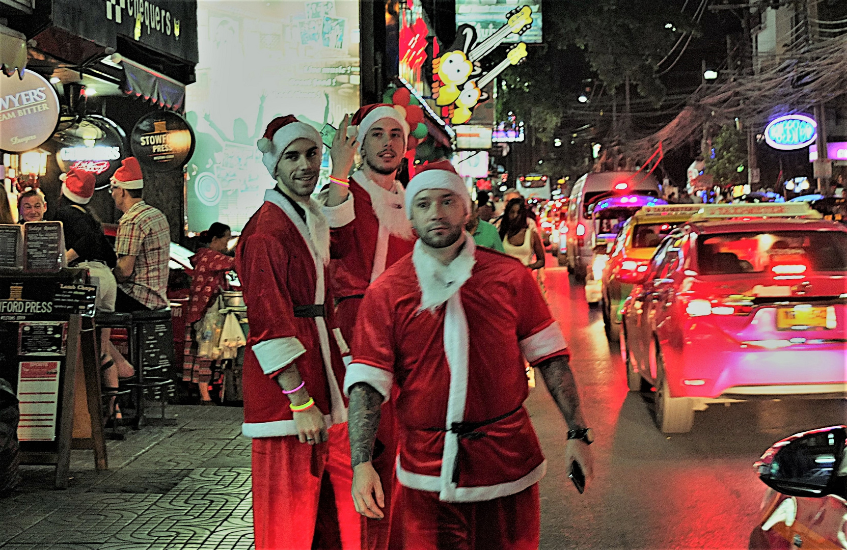 3 santas