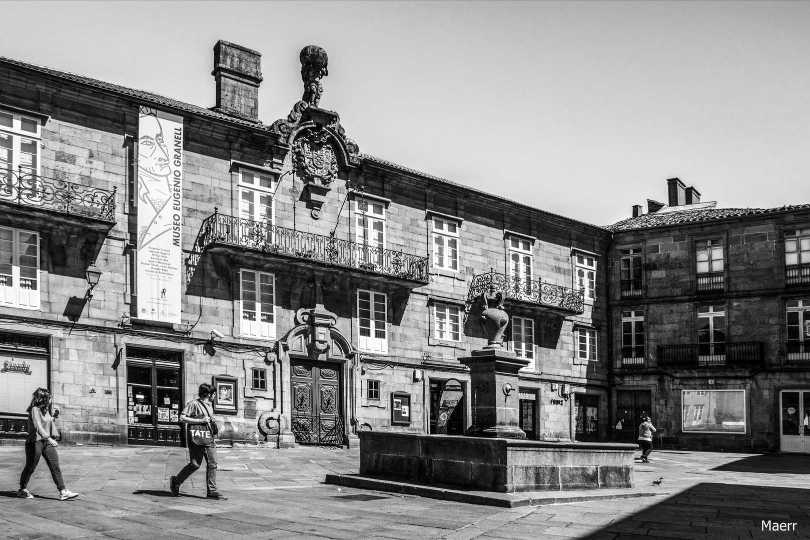 3-Tres vistas de La Plaza del Toral.Santiago de Compostela