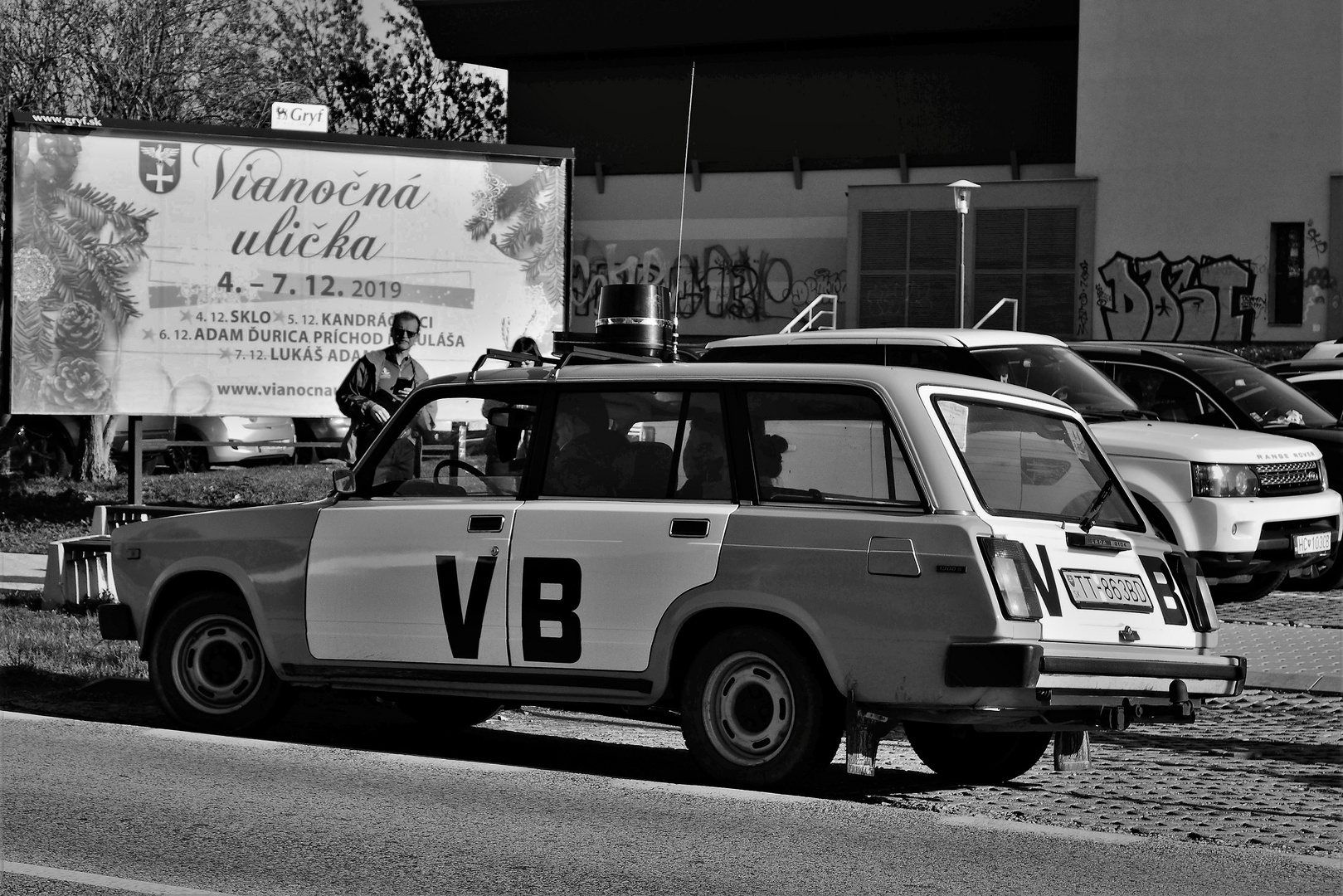 30 years ago - original Police car