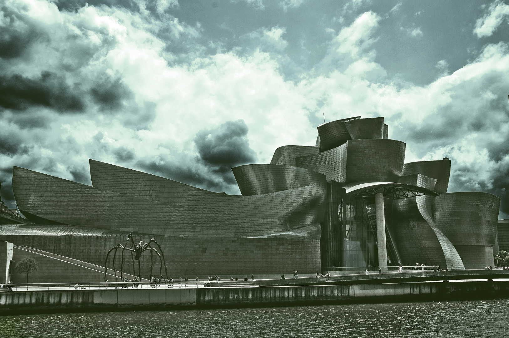 30.000 Titanplatten - Guggenheim Museum, Bilbao