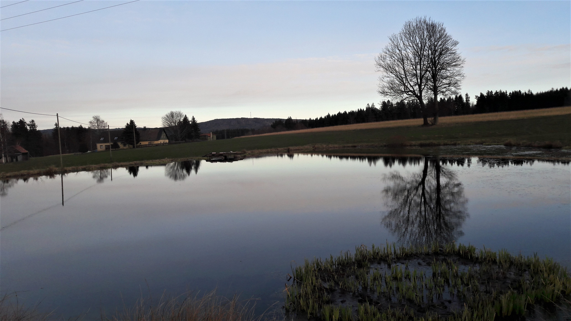 30.03.2020  Spiegeltag :Feierabendblick mit Spiegelungen