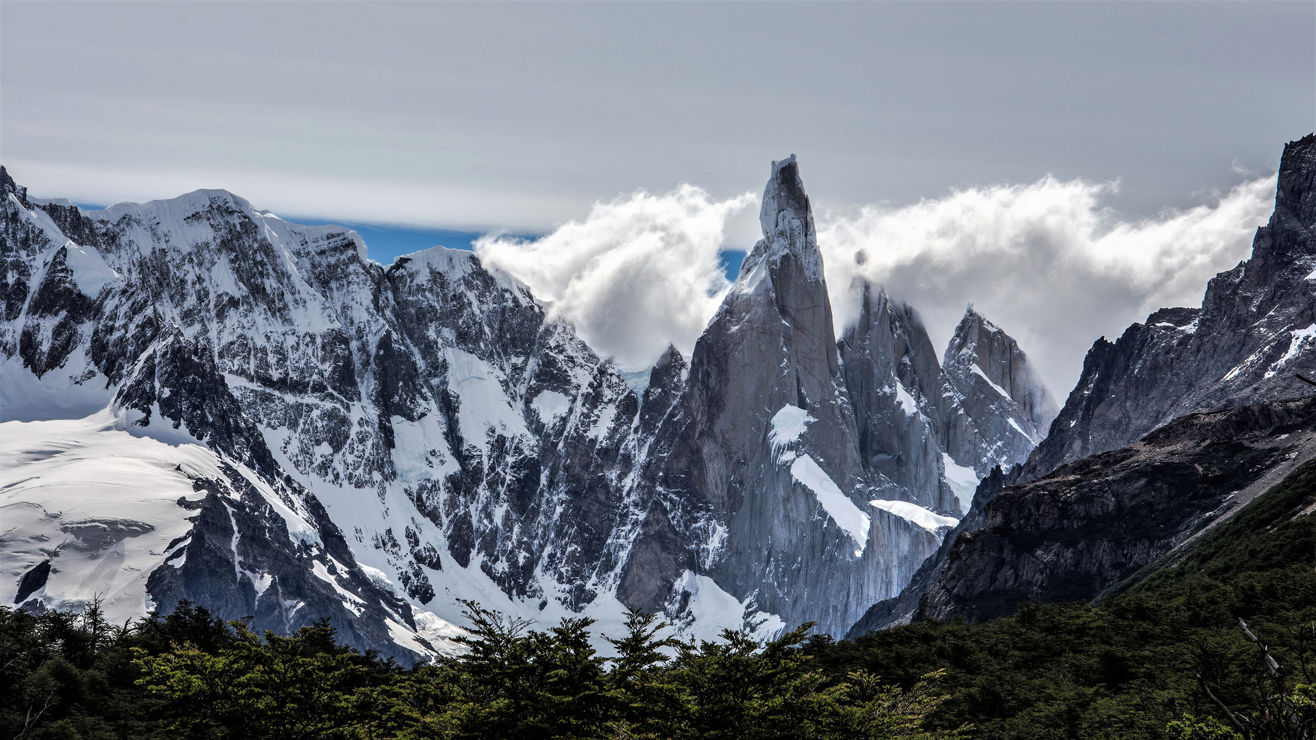 3128m - Cerro Torre