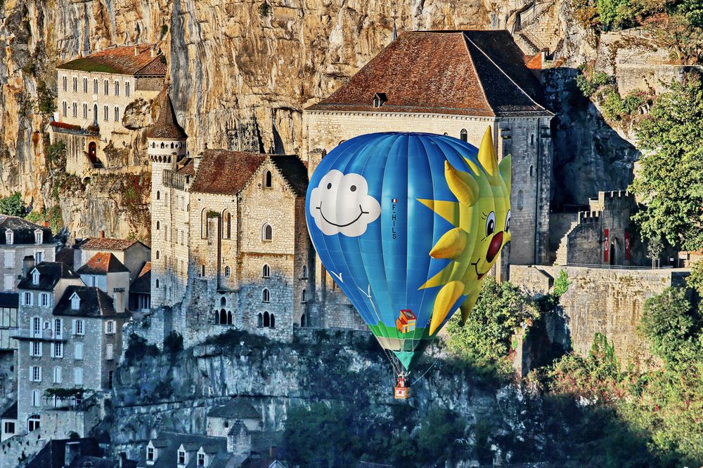 3243....lever de soleil sur Rocamadour