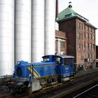 333 172 der MWB steht in Hamburg-Eidelstedt vor Silo