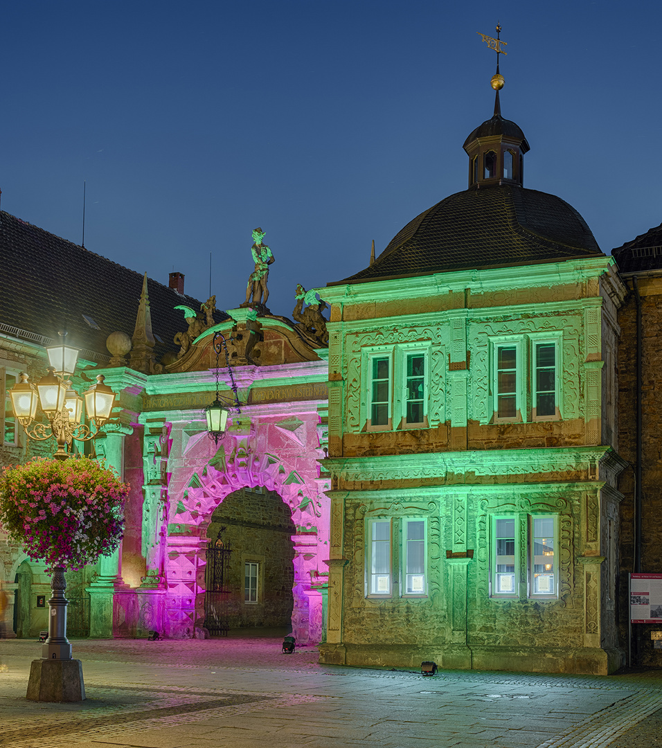 3336S-44S Schlosstor Bückeburg  beleuchtet