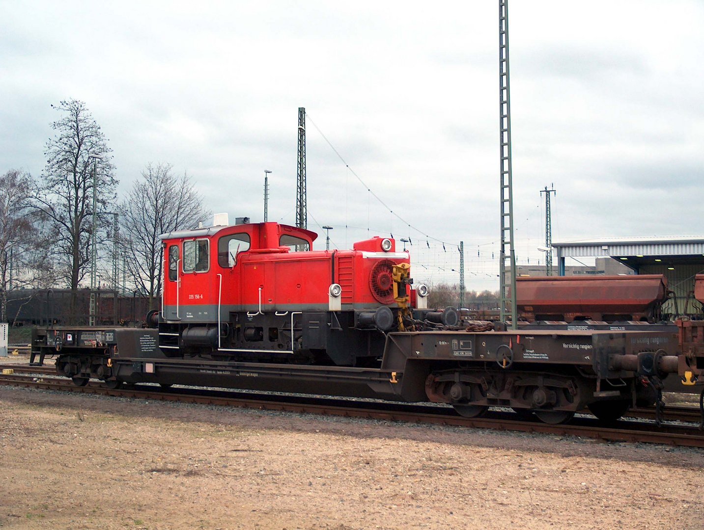 335 156 -6 auf Uais 732- Wagen