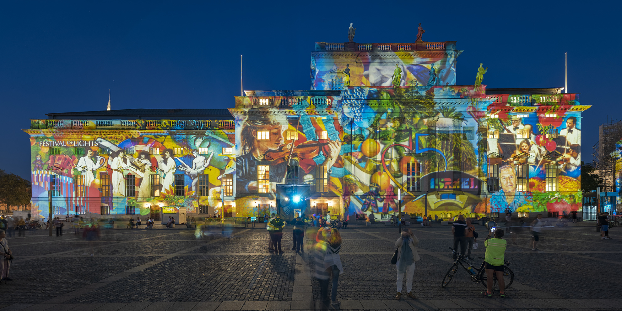 3374SN Staatsoper unter den Linden Berlin Festival of Lights