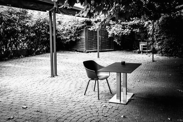 34/52 Im Vorbeigehen..., Ende der Konferenz ...