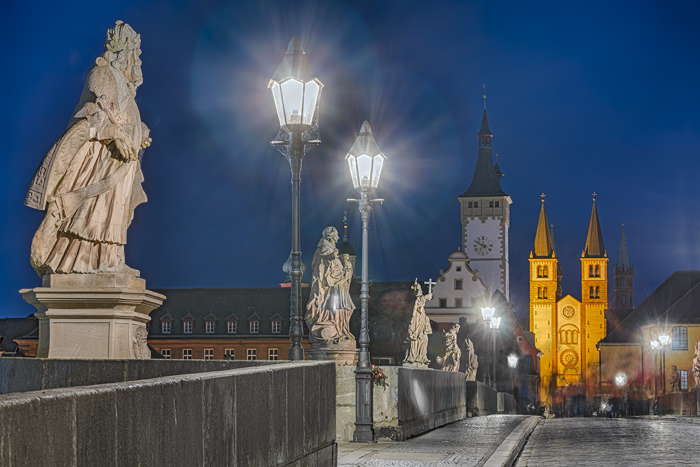 3480SB-88SB alte Mainbrücke Würzburg Nacht