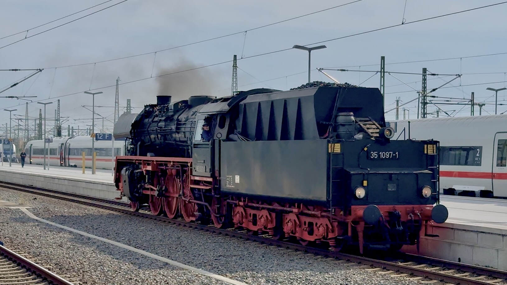 35 1097-1