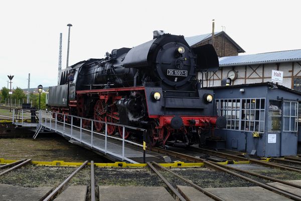 35 1097 auf der Drehscheibe
