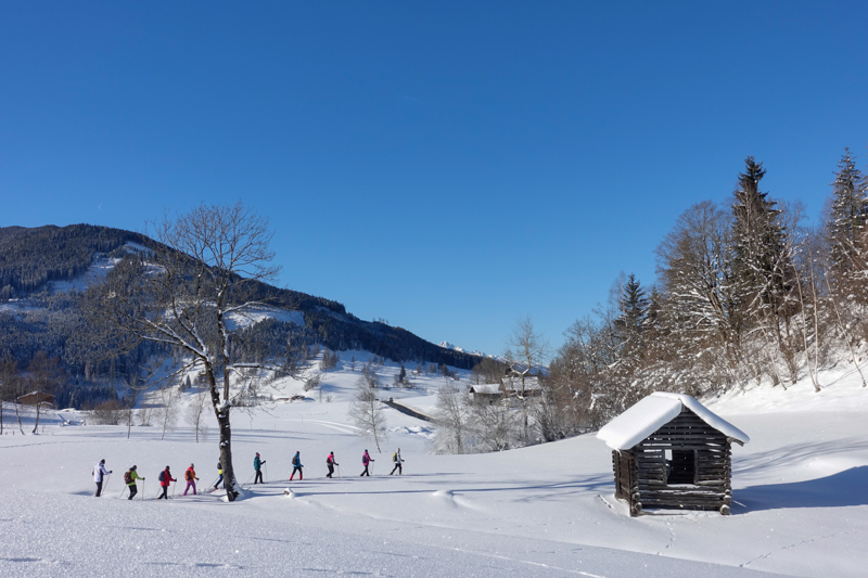 Schneeschuhwandern im Salzburger Land by Claudia Henzler