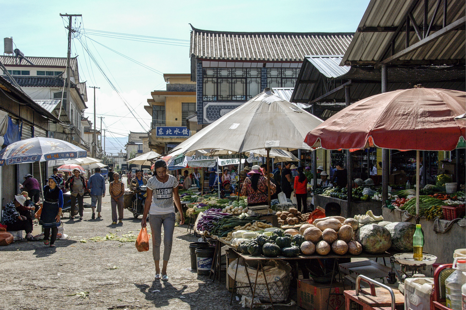 362 - Market In A Village Close To Dali