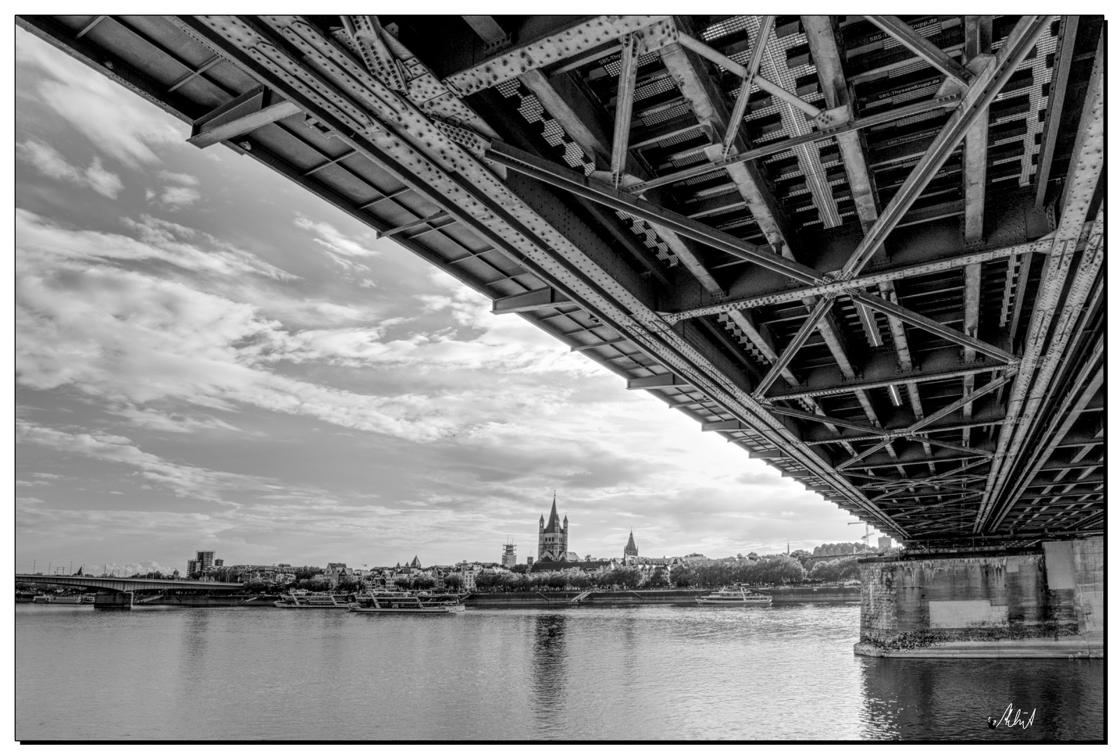 3641-3643   --- an der Hohenzollernbrücke (Köln) ---