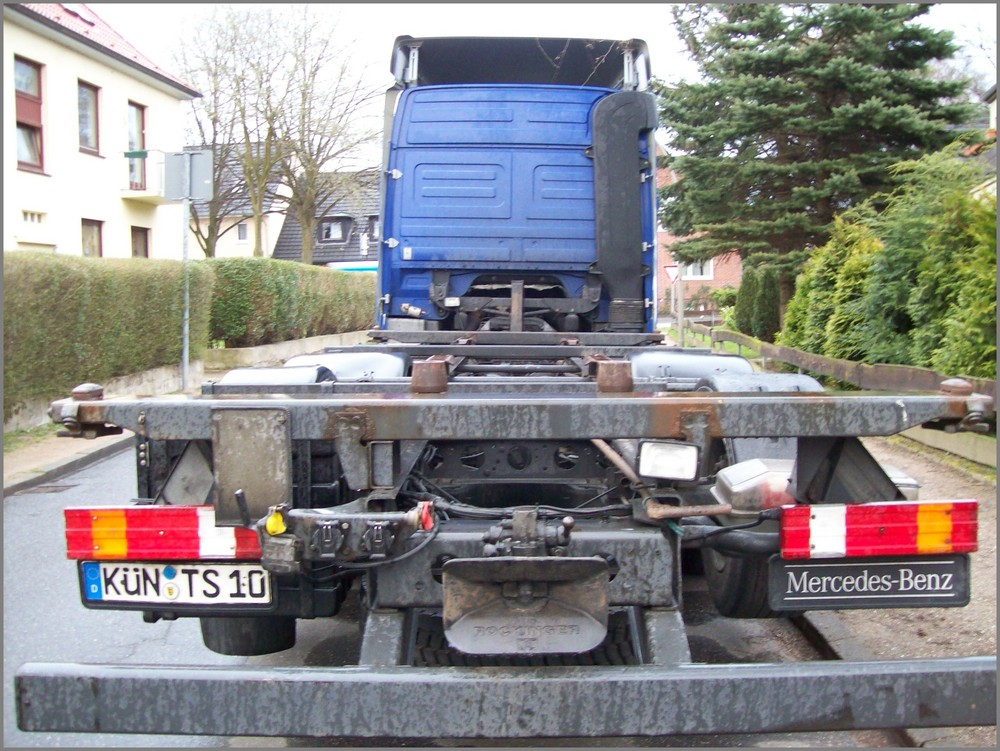 3./7 UNBESTIMMTE STIMMUNG “Truck mit Diesel”