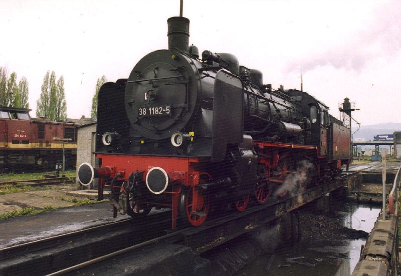 38 1182 in Saalfeld