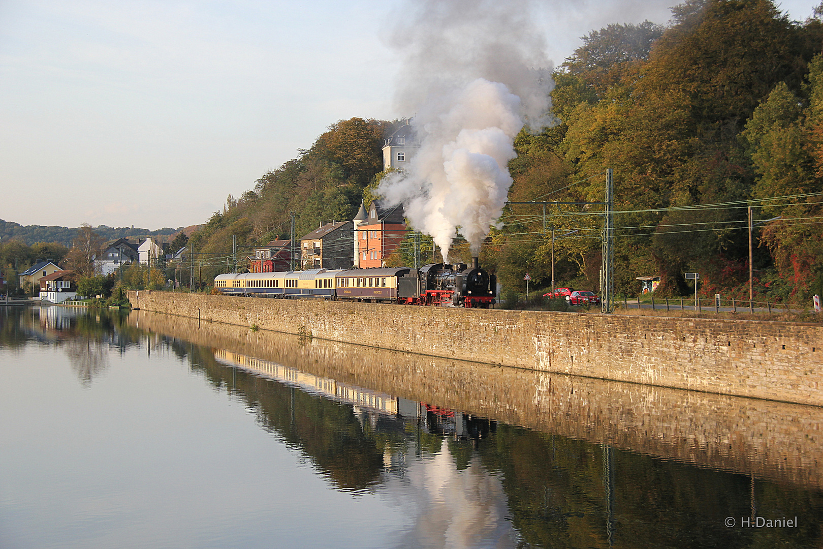 38 2267 an der Ruhr in Bochum Dahlhausen