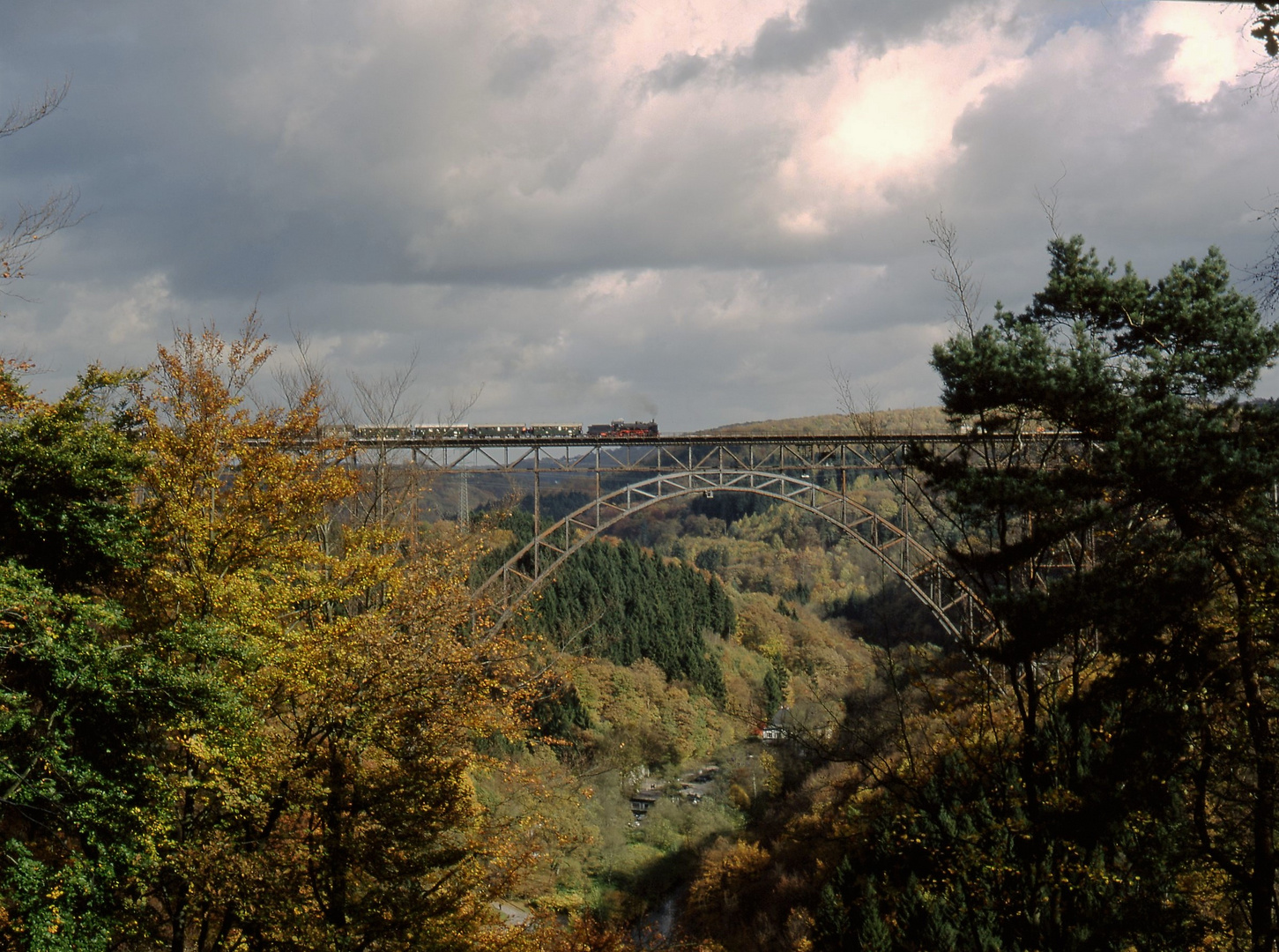 38 2267 auf Müngstener Brücke