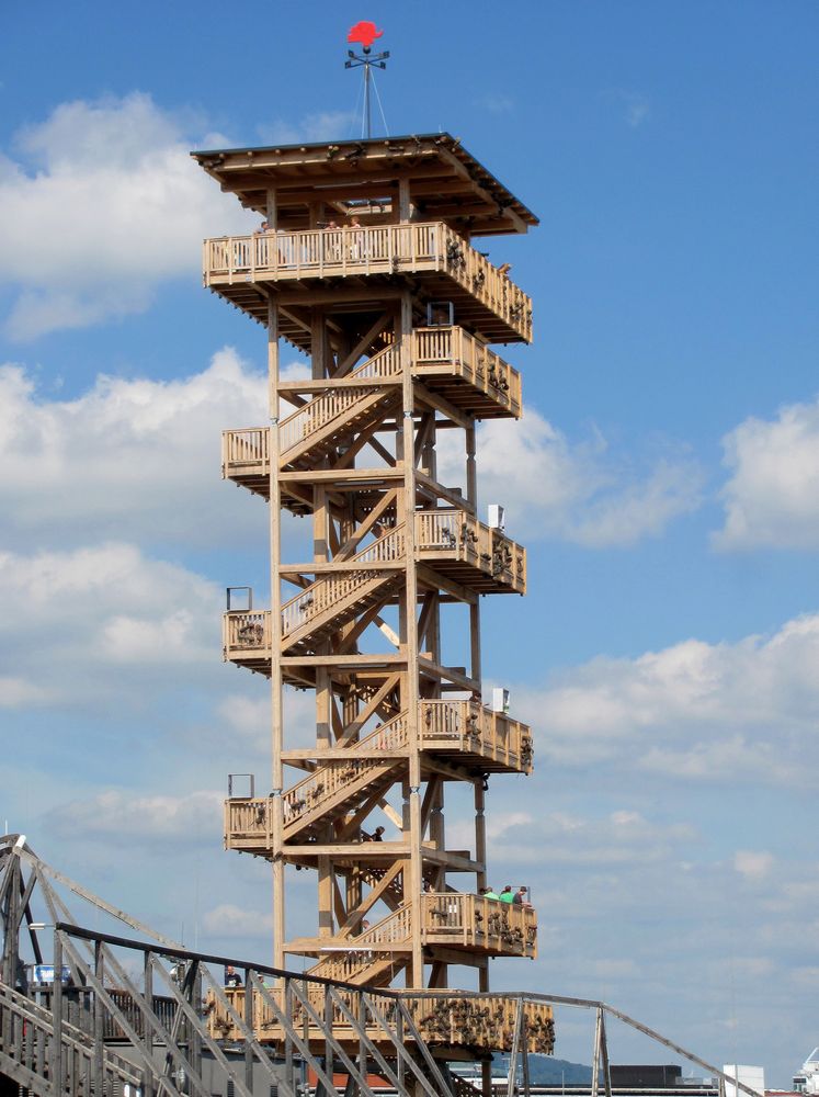 Holzturm Bild & Foto von HenryWien aus 07 alles aus Holz